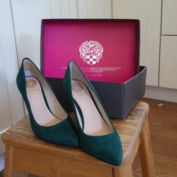 Vince Camuto VC-HALLEE Shoes - Picture 2 of 4